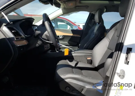 2024 Volvo Xc90 Plus from USA, damaged, VIN YV4062PEXR1226384